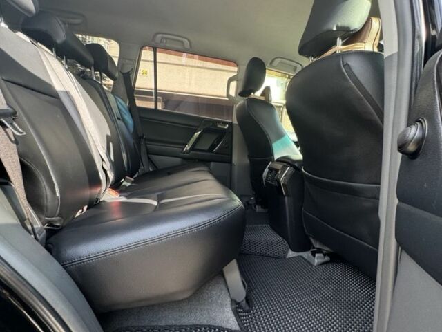 Черный Тойота Ленд Крузер Прадо 150, объемом двигателя 2.7 л и пробегом 147 тыс. км за 25500 $, фото 6 на Automoto.ua