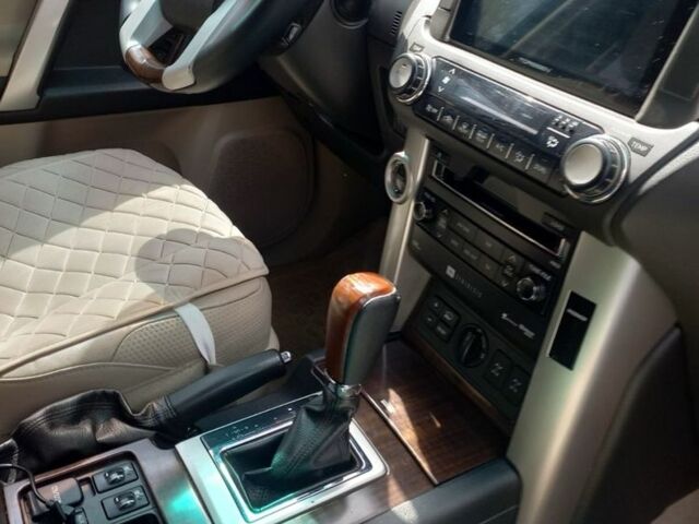 Черный Тойота Ленд Крузер Прадо 150, объемом двигателя 4 л и пробегом 260 тыс. км за 27000 $, фото 1 на Automoto.ua