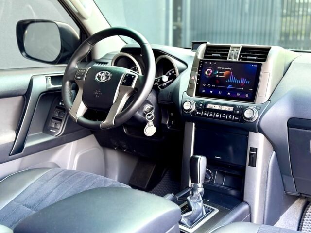 Черный Тойота Ленд Крузер Прадо 150, объемом двигателя 2.7 л и пробегом 237 тыс. км за 20500 $, фото 4 на Automoto.ua