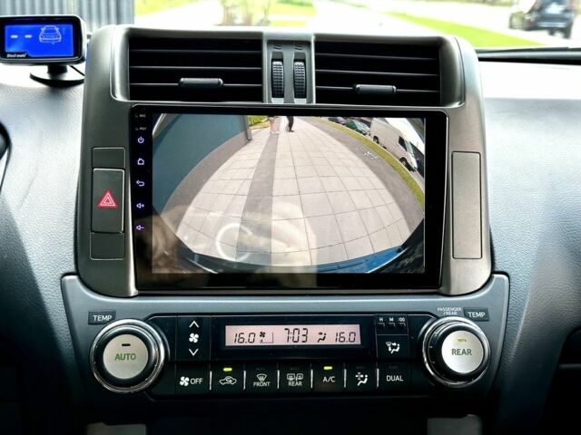 Черный Тойота Ленд Крузер Прадо 150, объемом двигателя 2.7 л и пробегом 237 тыс. км за 20500 $, фото 5 на Automoto.ua