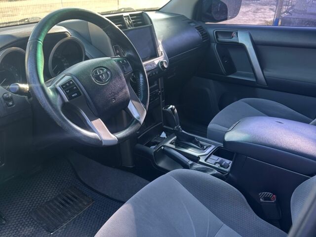 Черный Тойота Ленд Крузер Прадо 150, объемом двигателя 2.7 л и пробегом 206 тыс. км за 22000 $, фото 5 на Automoto.ua