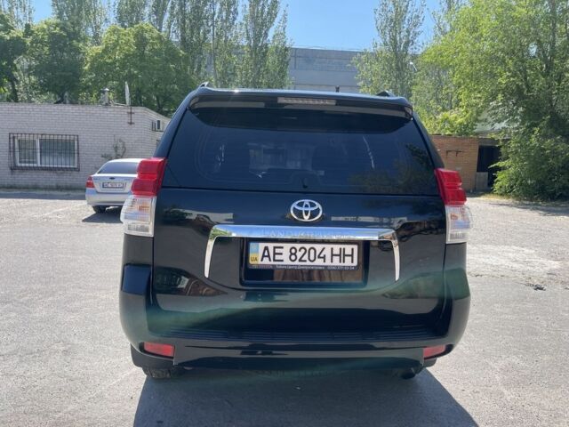 Черный Тойота Ленд Крузер Прадо 150, объемом двигателя 3 л и пробегом 130 тыс. км за 24900 $, фото 3 на Automoto.ua