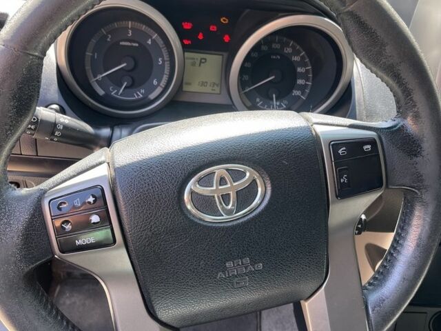 Черный Тойота Ленд Крузер Прадо 150, объемом двигателя 3 л и пробегом 130 тыс. км за 24900 $, фото 15 на Automoto.ua