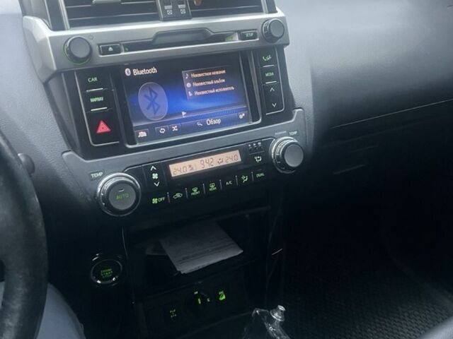 Черный Тойота Ленд Крузер Прадо 150, объемом двигателя 3 л и пробегом 260 тыс. км за 26450 $, фото 6 на Automoto.ua