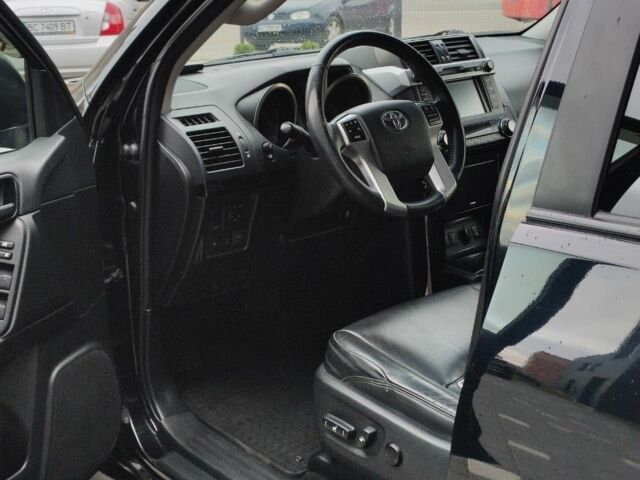 Черный Тойота Ленд Крузер Прадо 150, объемом двигателя 3 л и пробегом 117 тыс. км за 34000 $, фото 14 на Automoto.ua