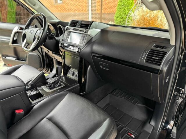 Черный Тойота Ленд Крузер Прадо 150, объемом двигателя 3 л и пробегом 132 тыс. км за 35900 $, фото 11 на Automoto.ua