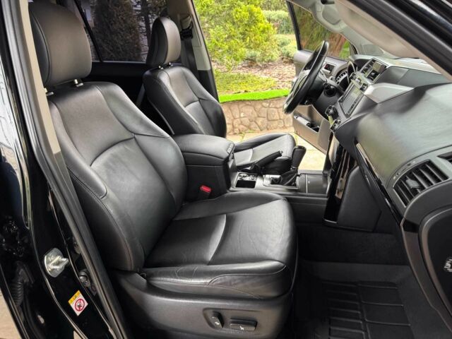 Черный Тойота Ленд Крузер Прадо 150, объемом двигателя 3 л и пробегом 132 тыс. км за 35900 $, фото 13 на Automoto.ua