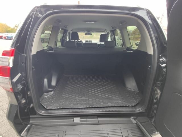 Черный Тойота Ленд Крузер Прадо 150, объемом двигателя 3 л и пробегом 117 тыс. км за 34000 $, фото 9 на Automoto.ua