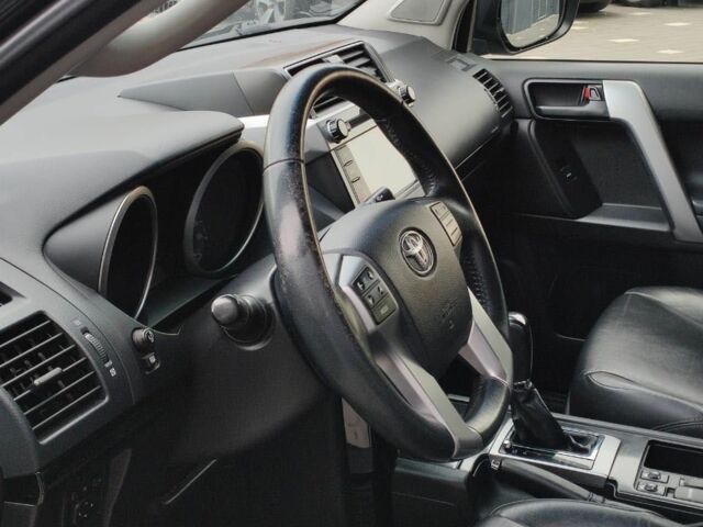 Черный Тойота Ленд Крузер Прадо 150, объемом двигателя 3 л и пробегом 117 тыс. км за 34000 $, фото 6 на Automoto.ua