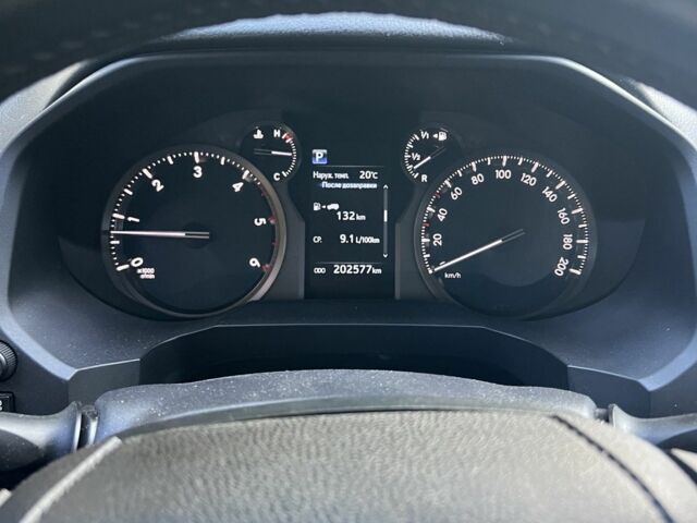 Черный Тойота Ленд Крузер Прадо 150, объемом двигателя 2.8 л и пробегом 199 тыс. км за 31777 $, фото 3 на Automoto.ua