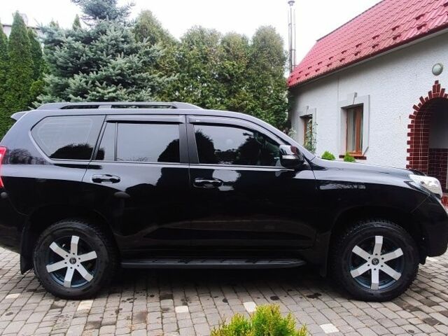 Чорний Тойота Ленд Крузер Прадо 150, об'ємом двигуна 2.7 л та пробігом 159 тис. км за 27777 $, фото 8 на Automoto.ua