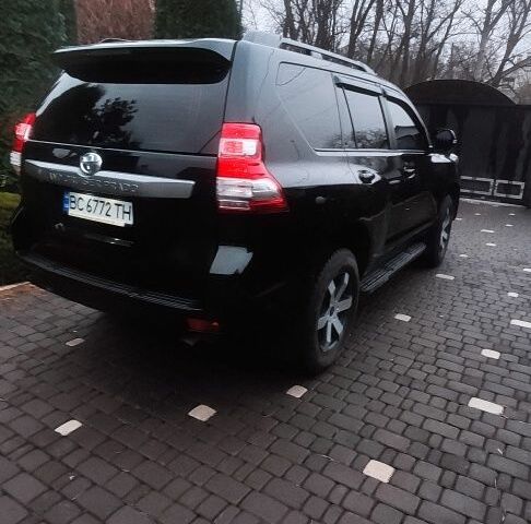 Чорний Тойота Ленд Крузер Прадо 150, об'ємом двигуна 2.7 л та пробігом 159 тис. км за 27777 $, фото 4 на Automoto.ua