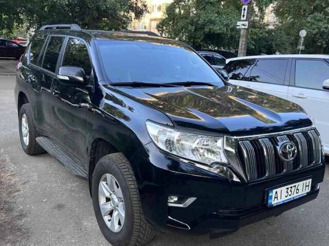 Черный Тойота Ленд Крузер Прадо 150, объемом двигателя 2.8 л и пробегом 199 тыс. км за 31777 $, фото 6 на Automoto.ua