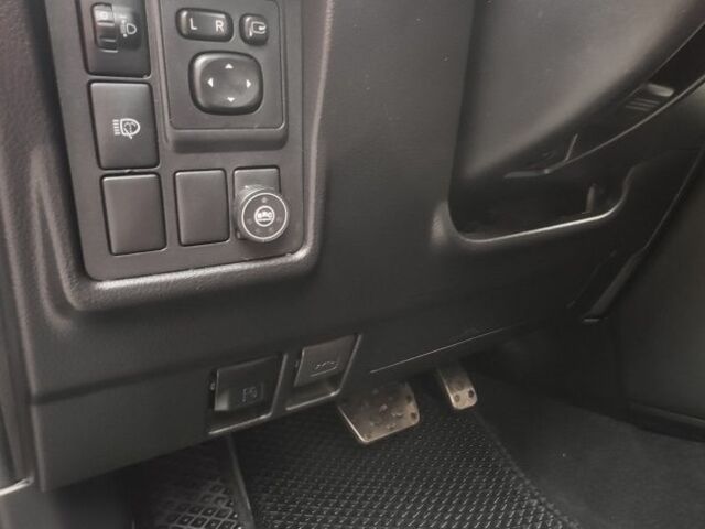 Чорний Тойота Ленд Крузер Прадо 150, об'ємом двигуна 2.7 л та пробігом 159 тис. км за 27777 $, фото 19 на Automoto.ua