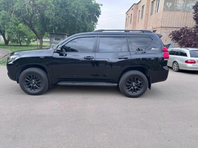 Черный Тойота Ленд Крузер Прадо 150, объемом двигателя 2.8 л и пробегом 163 тыс. км за 36500 $, фото 2 на Automoto.ua