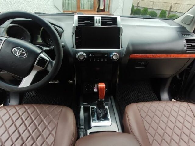 Чорний Тойота Ленд Крузер Прадо 150, об'ємом двигуна 2.7 л та пробігом 159 тис. км за 27777 $, фото 18 на Automoto.ua