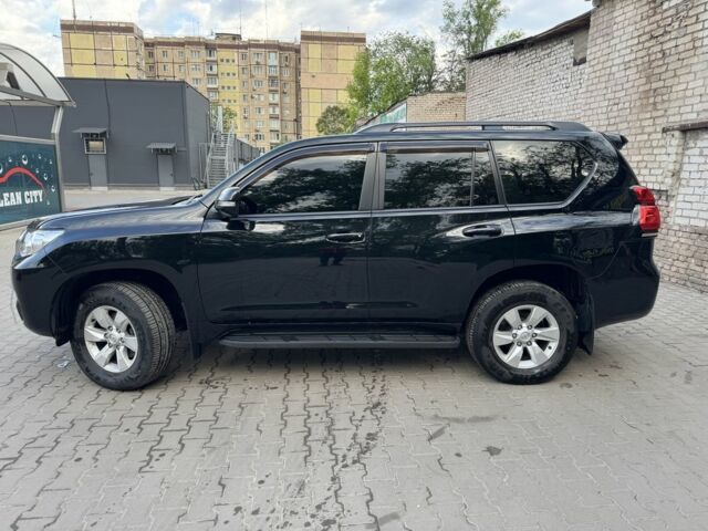 Черный Тойота Ленд Крузер Прадо 150, объемом двигателя 2.7 л и пробегом 131 тыс. км за 29500 $, фото 2 на Automoto.ua