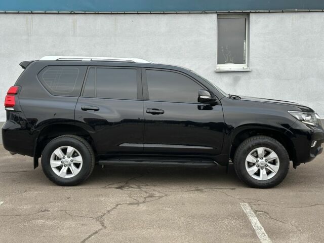 Черный Тойота Ленд Крузер Прадо 150, объемом двигателя 2.8 л и пробегом 147 тыс. км за 39800 $, фото 7 на Automoto.ua