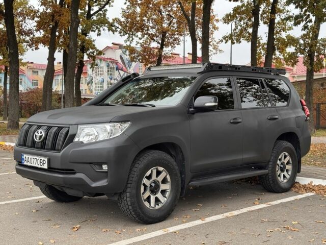 Чорний Тойота Ленд Крузер Прадо 150, об'ємом двигуна 2.7 л та пробігом 111 тис. км за 28500 $, фото 4 на Automoto.ua