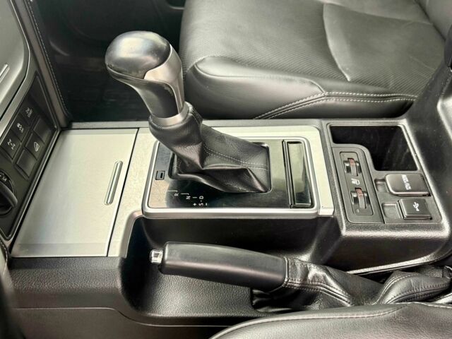 Черный Тойота Ленд Крузер Прадо 150, объемом двигателя 2.8 л и пробегом 200 тыс. км за 42000 $, фото 22 на Automoto.ua