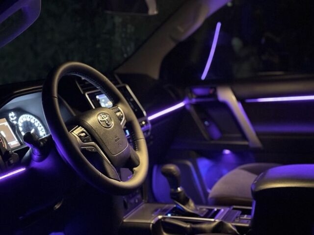 Чорний Тойота Ленд Крузер Прадо 150, об'ємом двигуна 2.8 л та пробігом 93 тис. км за 45000 $, фото 7 на Automoto.ua