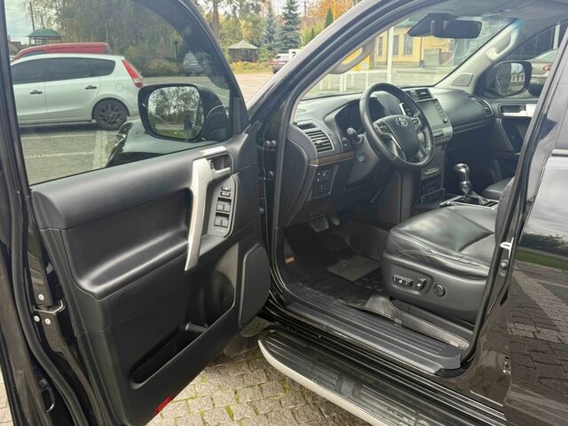 Черный Тойота Ленд Крузер Прадо 150, объемом двигателя 2.8 л и пробегом 200 тыс. км за 42000 $, фото 12 на Automoto.ua