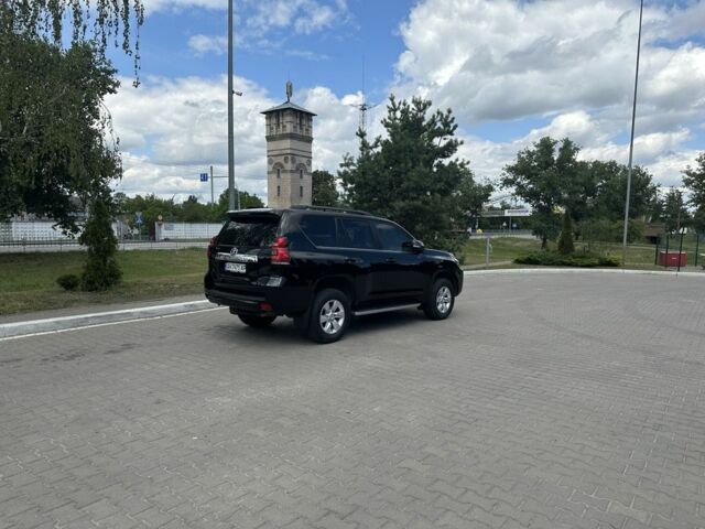 Чорний Тойота Ленд Крузер Прадо 150, об'ємом двигуна 4 л та пробігом 33 тис. км за 43500 $, фото 5 на Automoto.ua