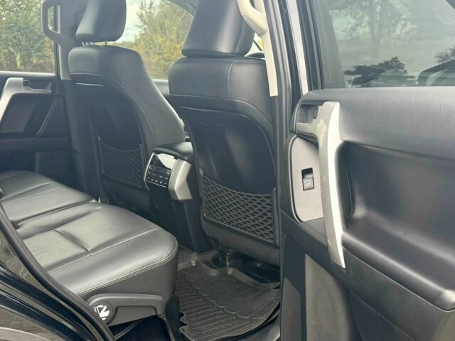 Черный Тойота Ленд Крузер Прадо 150, объемом двигателя 2.8 л и пробегом 200 тыс. км за 42000 $, фото 15 на Automoto.ua