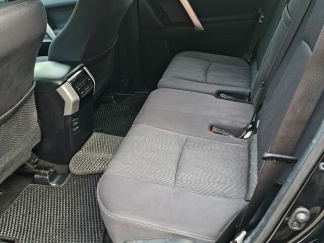 Чорний Тойота Ленд Крузер Прадо 150, об'ємом двигуна 4 л та пробігом 93 тис. км за 37500 $, фото 6 на Automoto.ua