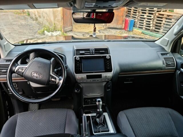 Чорний Тойота Ленд Крузер Прадо 150, об'ємом двигуна 4 л та пробігом 93 тис. км за 37500 $, фото 5 на Automoto.ua