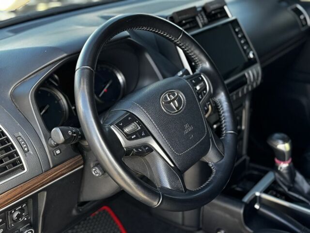 Чорний Тойота Ленд Крузер Прадо 150, об'ємом двигуна 4 л та пробігом 139 тис. км за 46900 $, фото 4 на Automoto.ua