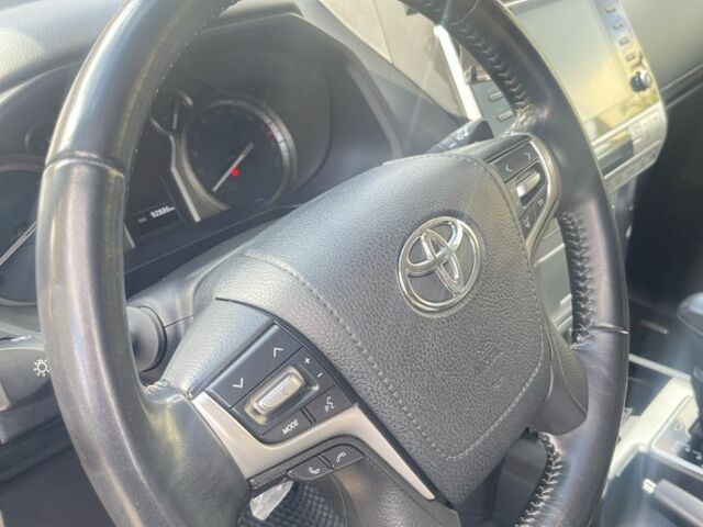 Чорний Тойота Ленд Крузер Прадо 150, об'ємом двигуна 2.8 л та пробігом 93 тис. км за 41000 $, фото 11 на Automoto.ua