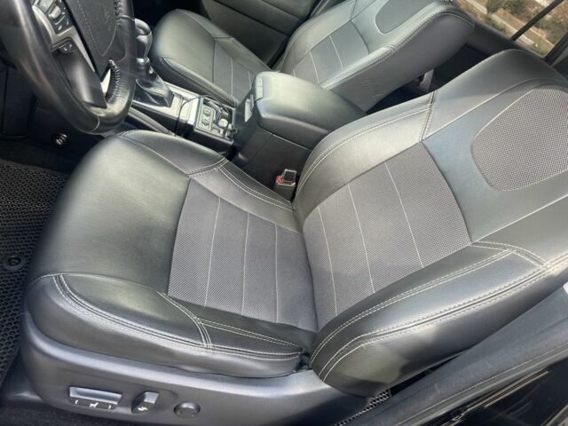 Чорний Тойота Ленд Крузер Прадо 150, об'ємом двигуна 2.8 л та пробігом 93 тис. км за 41000 $, фото 14 на Automoto.ua