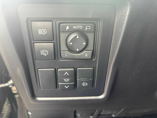 Черный Тойота Ленд Крузер Прадо 150, объемом двигателя 2.8 л и пробегом 70 тыс. км за 53490 $, фото 15 на Automoto.ua