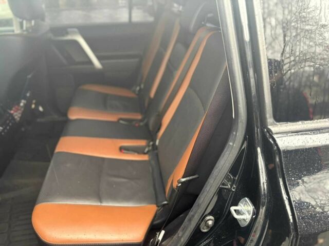 Черный Тойота Ленд Крузер Прадо 150, объемом двигателя 2.8 л и пробегом 70 тыс. км за 53490 $, фото 17 на Automoto.ua