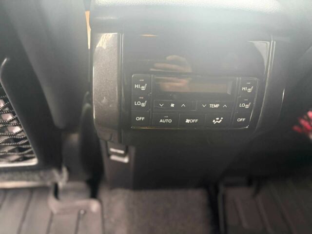 Черный Тойота Ленд Крузер Прадо 150, объемом двигателя 2.8 л и пробегом 70 тыс. км за 53490 $, фото 16 на Automoto.ua