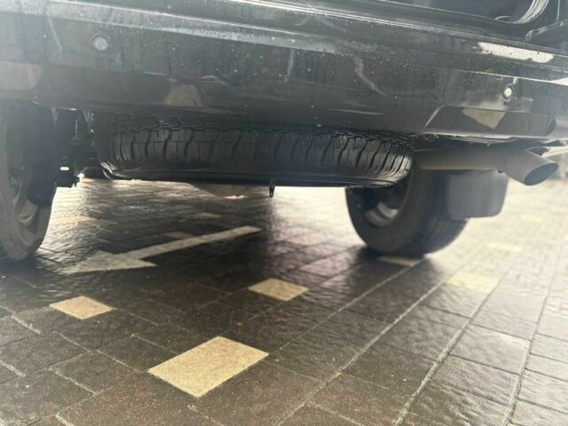 Черный Тойота Ленд Крузер Прадо 150, объемом двигателя 2.8 л и пробегом 70 тыс. км за 53490 $, фото 20 на Automoto.ua