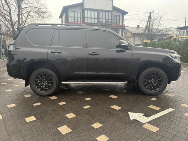 Черный Тойота Ленд Крузер Прадо 150, объемом двигателя 2.8 л и пробегом 70 тыс. км за 53490 $, фото 2 на Automoto.ua