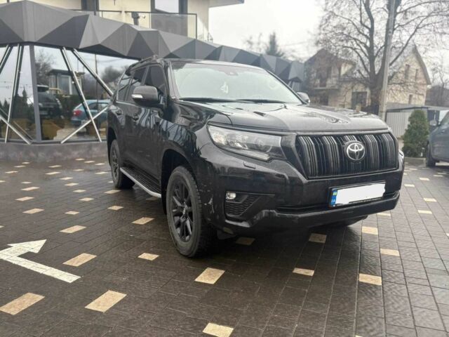 Черный Тойота Ленд Крузер Прадо 150, объемом двигателя 2.8 л и пробегом 70 тыс. км за 53490 $, фото 3 на Automoto.ua