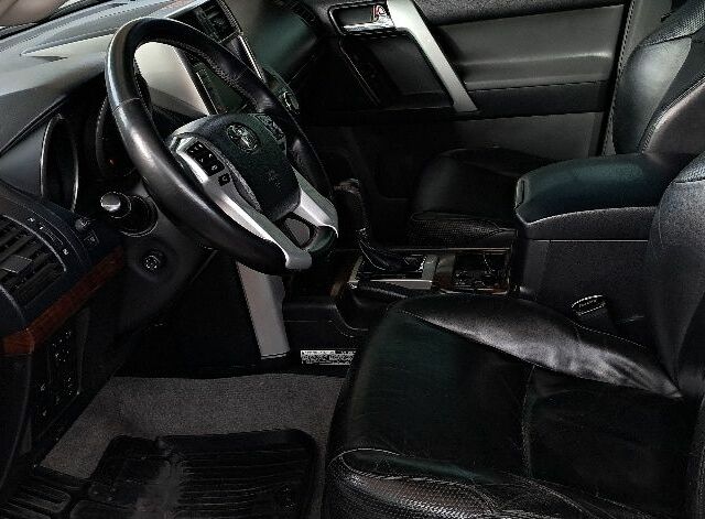 Сірий Тойота Ленд Крузер Прадо 150, об'ємом двигуна 3 л та пробігом 273 тис. км за 23000 $, фото 3 на Automoto.ua