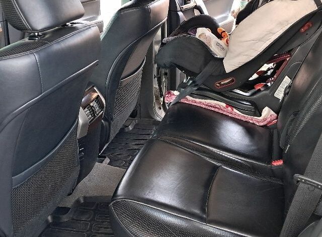 Сірий Тойота Ленд Крузер Прадо 150, об'ємом двигуна 3 л та пробігом 273 тис. км за 23000 $, фото 8 на Automoto.ua