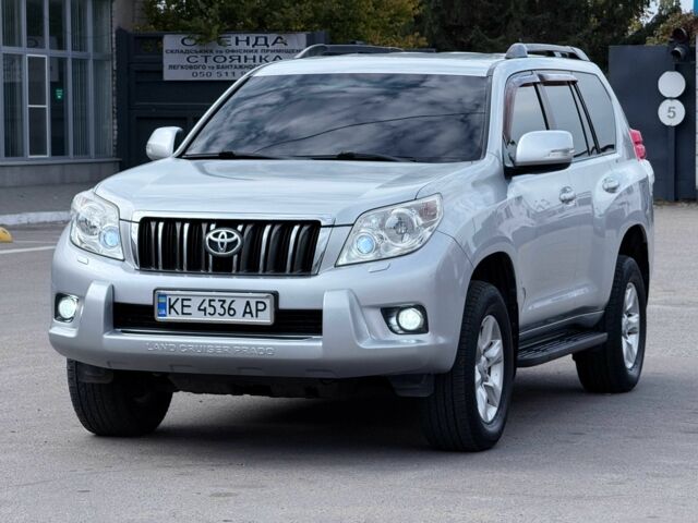 Сірий Тойота Ленд Крузер Прадо 150, об'ємом двигуна 2.7 л та пробігом 208 тис. км за 19999 $, фото 13 на Automoto.ua
