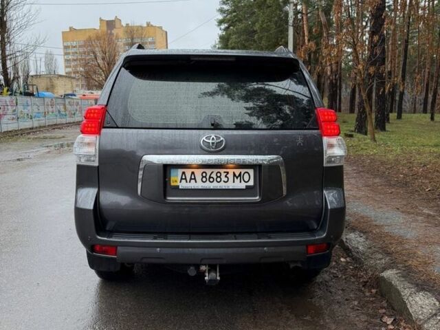 Серый Тойота Ленд Крузер Прадо 150, объемом двигателя 3 л и пробегом 185 тыс. км за 25500 $, фото 2 на Automoto.ua