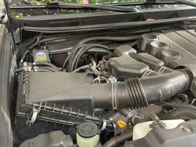 Серый Тойота Ленд Крузер Прадо 150, объемом двигателя 4 л и пробегом 111 тыс. км за 30500 $, фото 9 на Automoto.ua