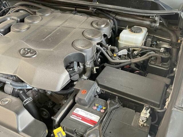 Серый Тойота Ленд Крузер Прадо 150, объемом двигателя 4 л и пробегом 111 тыс. км за 30500 $, фото 10 на Automoto.ua