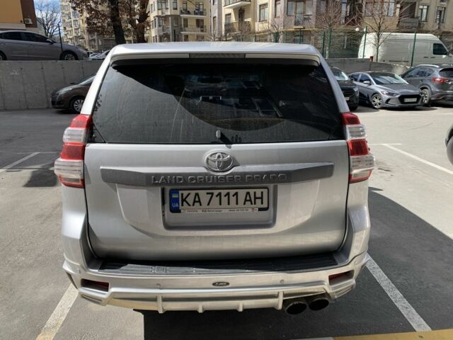 Сірий Тойота Ленд Крузер Прадо 150, об'ємом двигуна 3 л та пробігом 217 тис. км за 27000 $, фото 3 на Automoto.ua