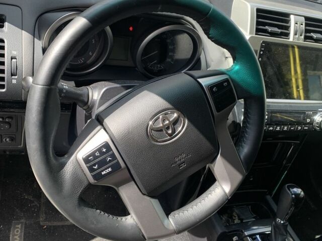 Сірий Тойота Ленд Крузер Прадо 150, об'ємом двигуна 3 л та пробігом 217 тис. км за 27000 $, фото 6 на Automoto.ua