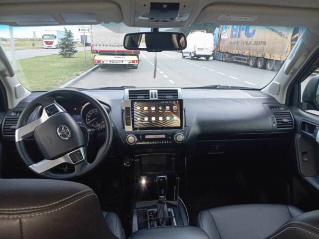 Сірий Тойота Ленд Крузер Прадо 150, об'ємом двигуна 2.8 л та пробігом 230 тис. км за 740 $, фото 16 на Automoto.ua