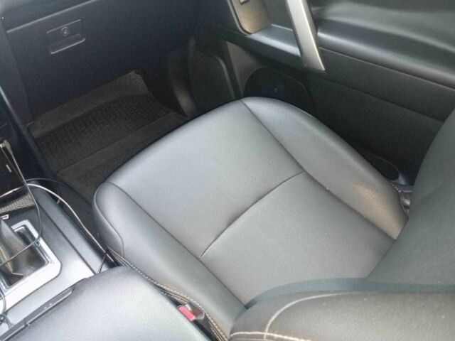 Сірий Тойота Ленд Крузер Прадо 150, об'ємом двигуна 2.8 л та пробігом 230 тис. км за 740 $, фото 3 на Automoto.ua