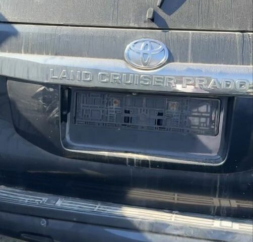 Сірий Тойота Ленд Крузер Прадо 150, об'ємом двигуна 2.8 л та пробігом 180 тис. км за 7000 $, фото 2 на Automoto.ua